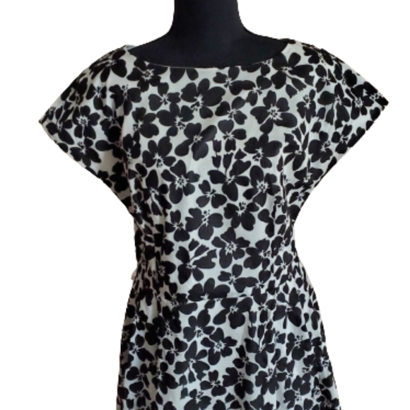 ANNE KLEIN SPRING/ SUMMER FLORAL A-LINE COTTON DRESS ( SIZE 12 ) - Picture 4 of 7